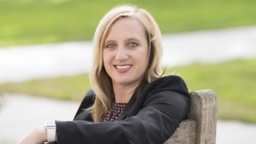 headshot of Laura Lee Norris