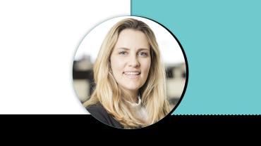 Headshot of Carolina Lobato.